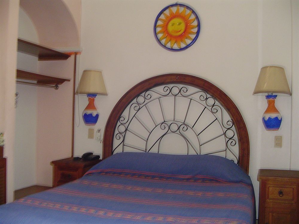 Hotel & Suites Coral Puerto Vallarta Eksteriør billede